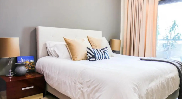 Signature Holiday Homes - Newly Furnished 1 BHK in Time Place Tower, Dubai Marina, Забронировать Отель Дубай-Марина , рядом с Dubai Marina Yacht Club