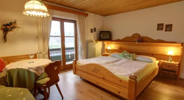 Gstehaus Restner, Boek Hotel Hotels in Inzell met ontbijt, Ontbijt