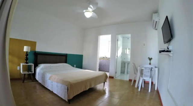 Двухместный номер Standard с красивым видом из окна Floripa Surf Hostel