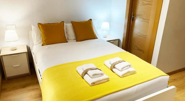 INSIDEHOME Apartments - Dúplex de Javier, Забронировать Апартаменты/квартира Отели Вальядолид с парковкой, рядом с Арена Пласа-дель-Вьехо-Косо, Парковка