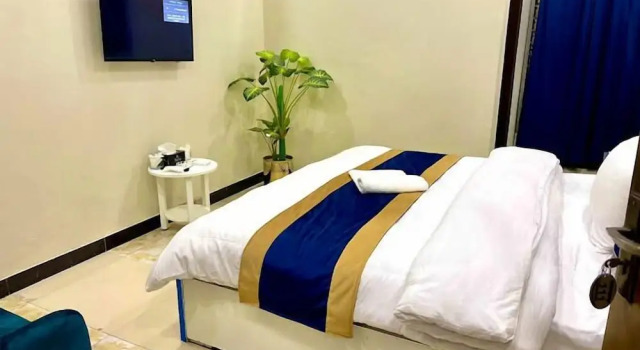 Go Hotel 001 Johar Town