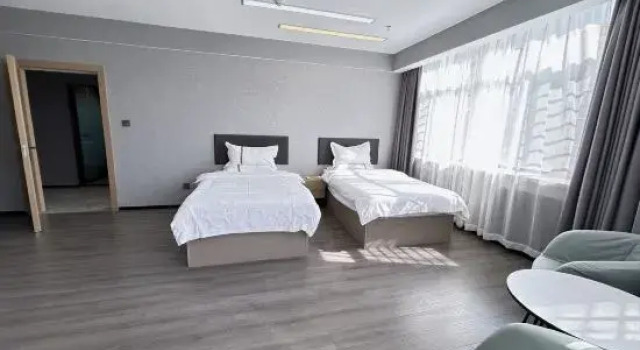 Люкс Deluxe Shankee Coffee Style Hotel (Medical University Seventh Affiliated Hospital)