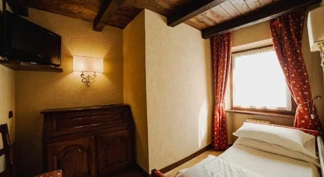 Семейный номер Standard с балконом Hotel Jumeaux
