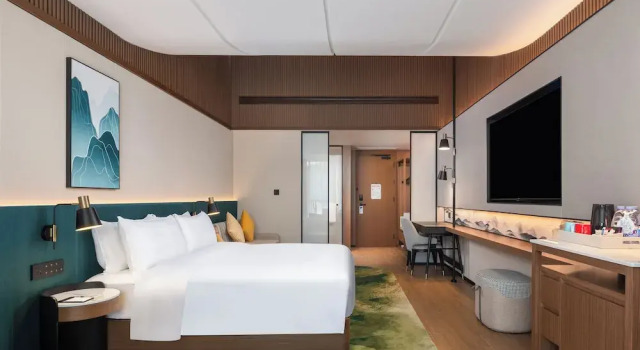 Двухместный номер High Floor Deluxe Hilton Garden Inn Zhangjiajie Wulingyuan