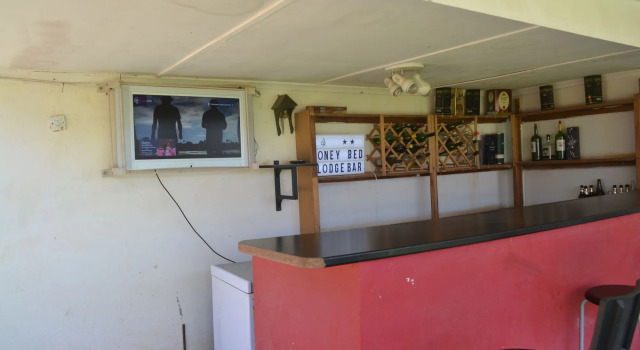Honeybed Lodge, Book Hotel Lusaka Zambia