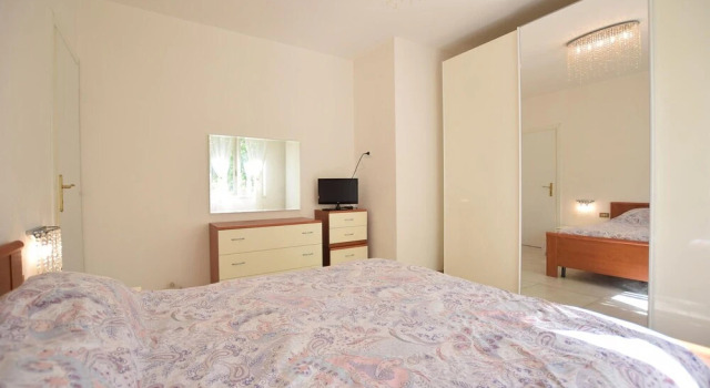 Awesome Apartment in Marina di Massa With 1 Bedrooms, Забронировать Апартаменты/квартира Апартаменты Apuana coast, Апартаменты/квартира