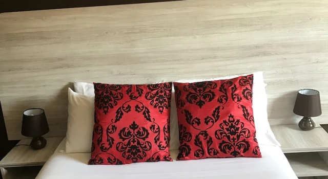 Номер Economy Businessburg Hotel