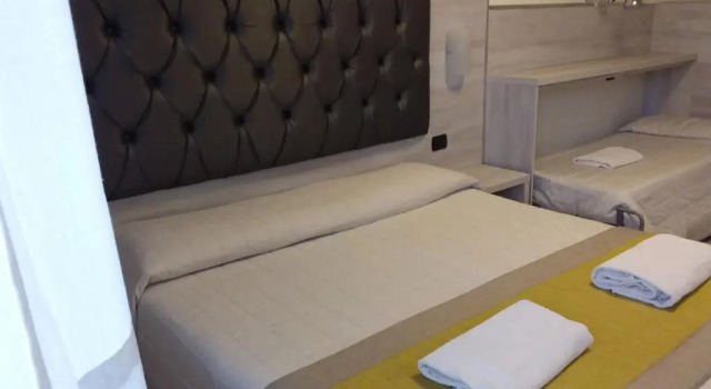 Трёхместный номер Standard Hotel Playa