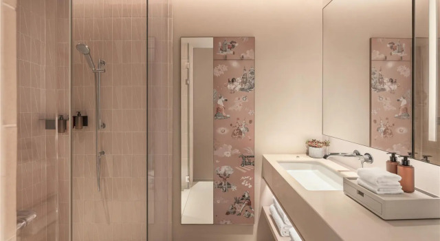 Номер Standard с 2 комнатами Kromo Bangkok, Curio Collection By Hilton