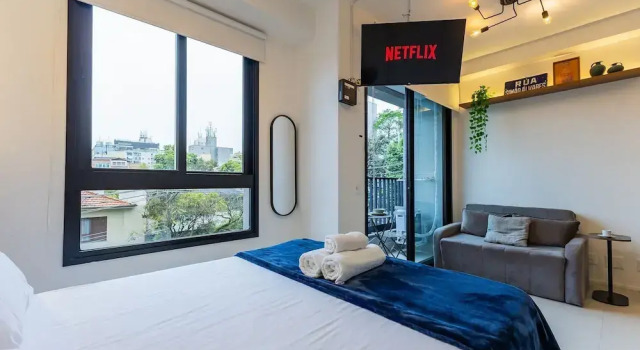 Апартаменты с балконом Studios Vila Madalena com Ar condicionado | Delfhy
