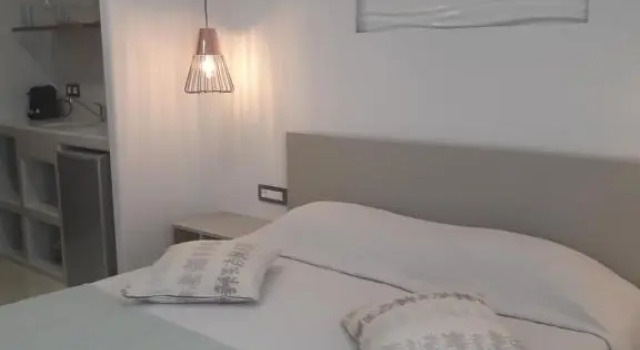 Студия с балконом и с красивым видом из окна Villa Christine