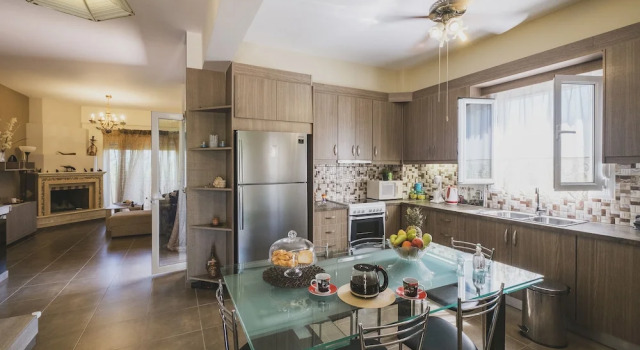 Апартаменты с 3 комнатами Family Summer Home near Beach