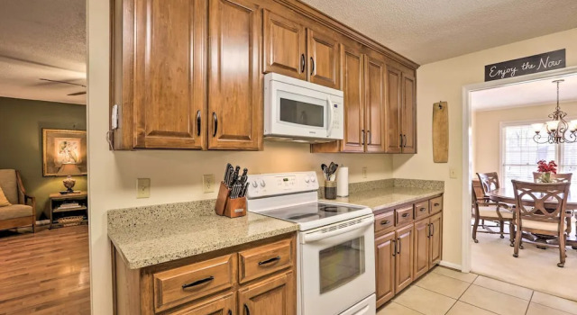 Коттедж Quiet Dothan House With Fenced Yard + Fire Pit!