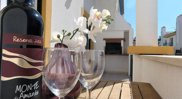 Peniche Surf Lodge 2, Rezervovat Hotel Hotely v Oeste s parkováním, Parkování