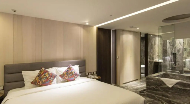 Люкс Inhouse Hotel Yehliu
