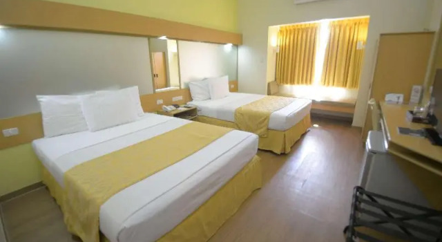 Двухместный номер Standard Microtel by Wyndham Davao