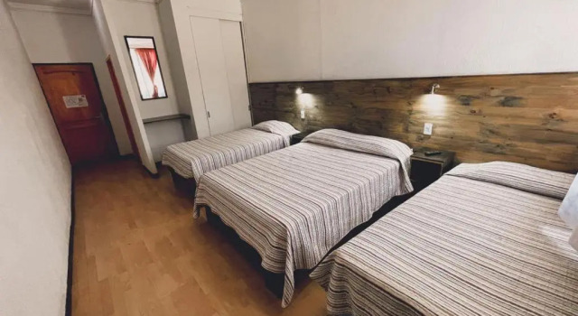 Трёхместный номер Standard Hotel Plaza Colon