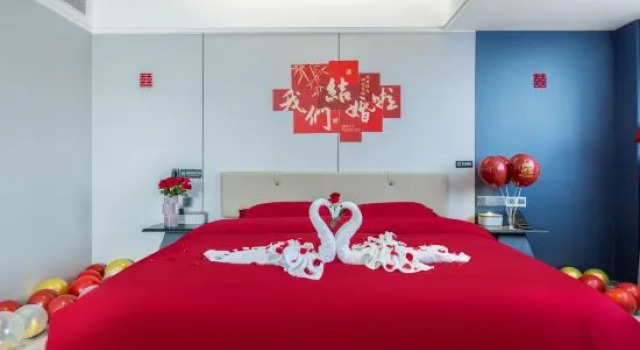 Люкс Yishang Hotel (Yuxi Hongta Wanda Plaza Xiaomiao Street)