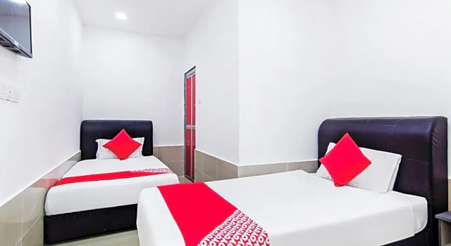 Одноместный номер Standard с красивым видом из окна OYO 414  Adiff Palace Hotel