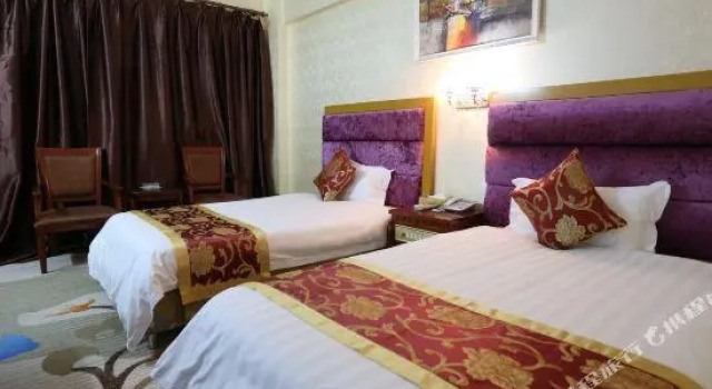 Sanhong Hotel, Rezerwuj Hotel Hotele w Zhuhai z parkingiem, Parking