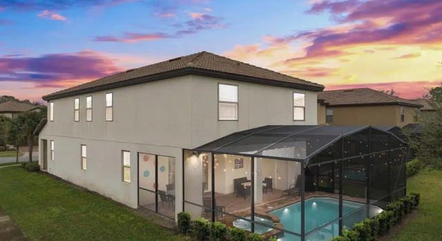 Family Fun Retreat Near Disney With Game Room & Themed Bedrooms