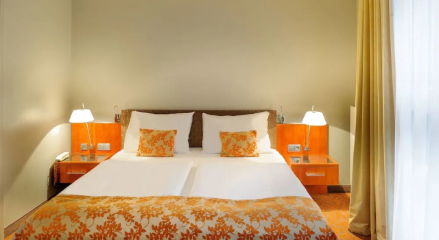 Семейный люкс с 2 комнатами Mercure Hotel & Residenz Berlin Checkpoint Charlie