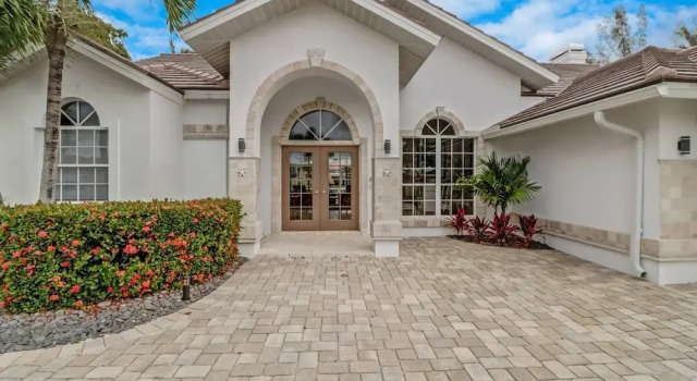 2203 Cape Coral Pkwy W