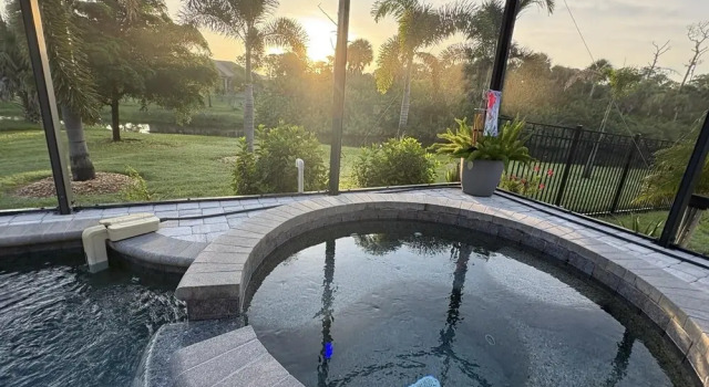 Коттедж The Sanctuary - Private Pool+spa Vacation Home - Only 5 Minutes To The Gulf Coast! 3 Bedroom Home