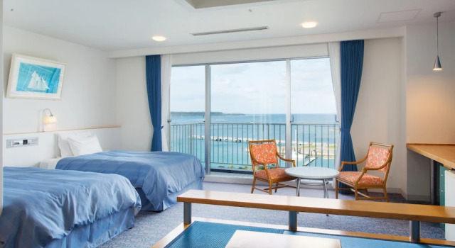 Номер Standard с балконом и с видом на океан Marine Piazza Okinawa