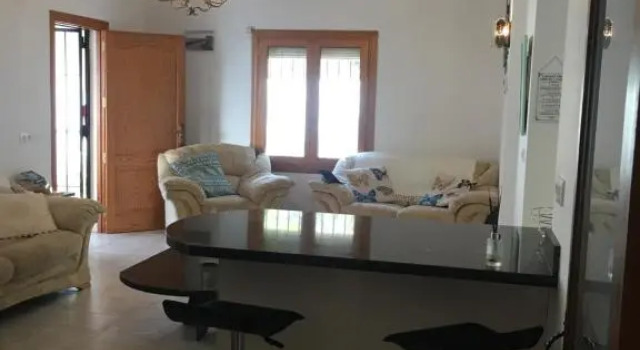 No 20 Bernia, Moraira