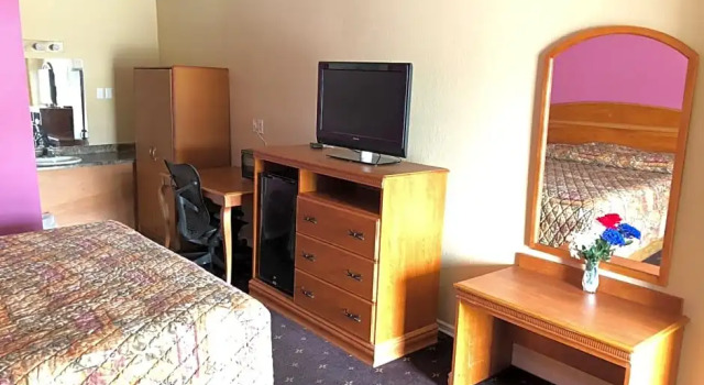 Номер Standard Frontier Motel