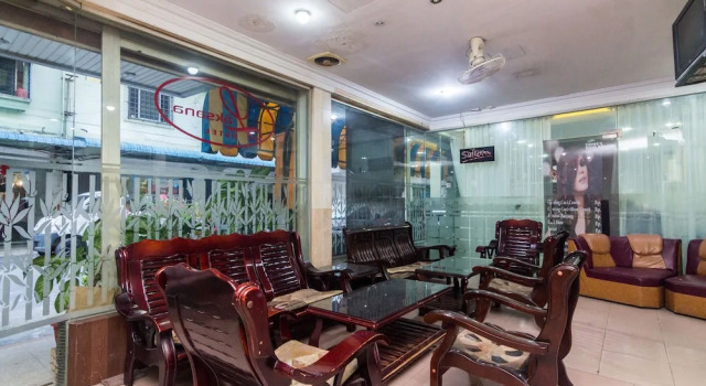OYO 2097 Hotel Laksana Inn, Book Hotel Nagoya Batam
