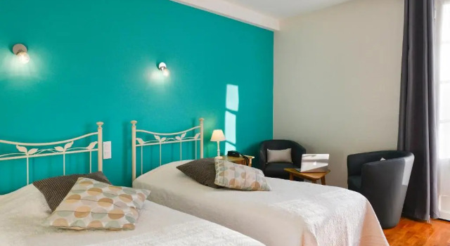 Двухместный номер Standard Logis Manoir De La Giraudière