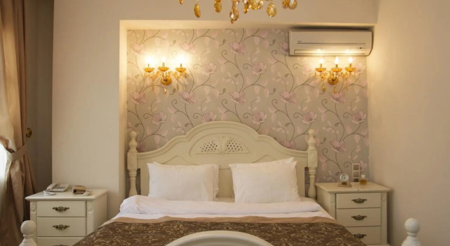 Lavin Suites Hotel, Забронировать Отель Калеичи 