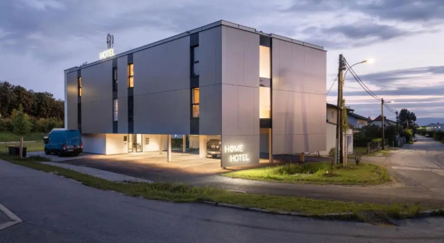 Hotel At Home, Rezervasyon Otel Graz Region Graz