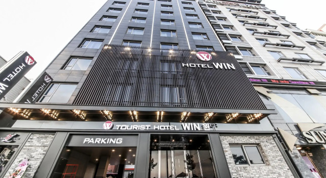 Win Hotel, Забронировать Отель Отели провинции Кёнсан-Пукто с парковкой, Парковка