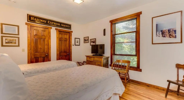 Номер Superior Minturn Inn