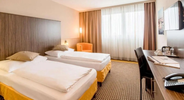 Двухместный номер Standard SLEEEP Hotel Vösendorf