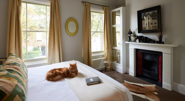 3 Bedroom Victorian Cottage in Battersea, Забронировать Дом для отпуска Коттеджи Баттерси, Коттедж