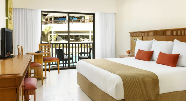 The Reef Coco Beach Resort & Spa- Optional All Inclusive, Забронировать Курортный отель Отели Плая-дель-Кармен по системе «всё включено», рядом с Church of Guadalupe, Всё включено