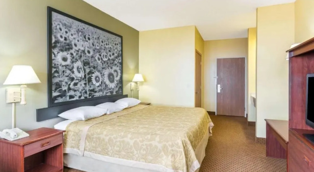 Номер Standard Western Inn & Suites