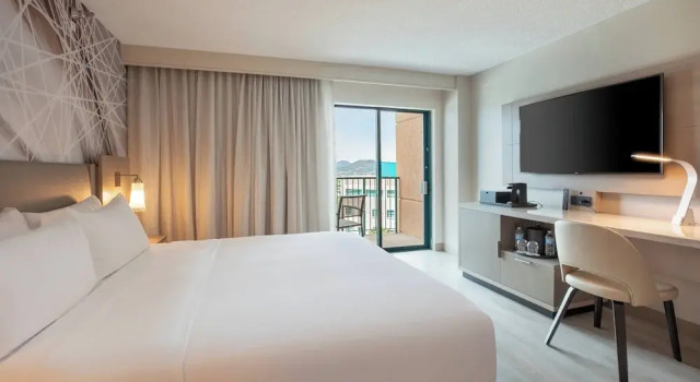 Двухместный номер Standard с балконом Tucson Marriott University Park