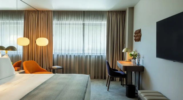 Номер Superior с видом на внутренний двор Altis Porto Hotel, a member of Preferred Hotels & Resorts- LVX