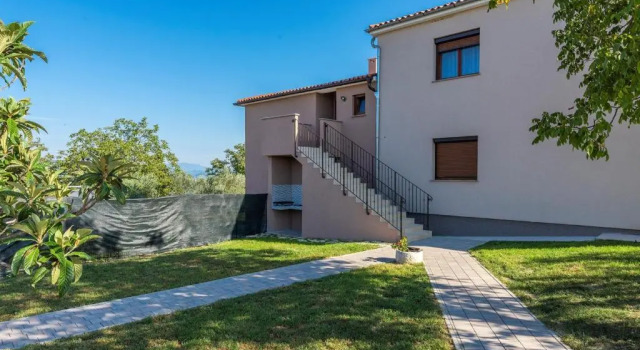 Terre Bianche with Private Pool and Whirlpool, Забронировать Отель Отели Грожнян с бассейном, Бассейн