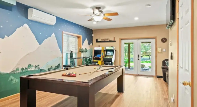 Коттедж Pocono Paradise by Avantstay Lakeside Retreat, Hot Tub, Game Room, Near Beach