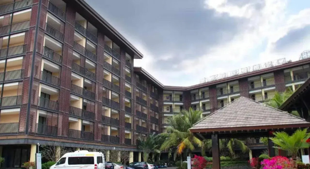 Days Hotel Hainan Baoting, Buchen Sie Hotel Baoting Hainan