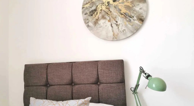 Коттедж Spacious 4BR Home with Garden, Swansea