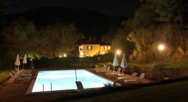 Коттедж с 2 комнатами Badia di Morrona Agriturismo