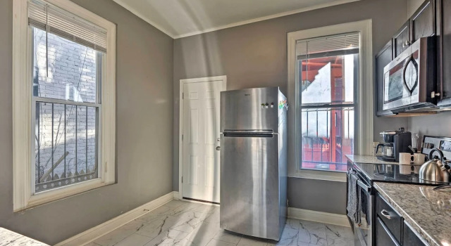 Апартаменты Chic Baltimore Apartment: 2 Mi to Downtown!