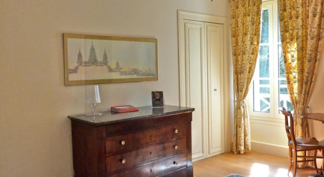 Château des Tertres, Rezerwuj Hotel Veuzain-sur-Loire Francja